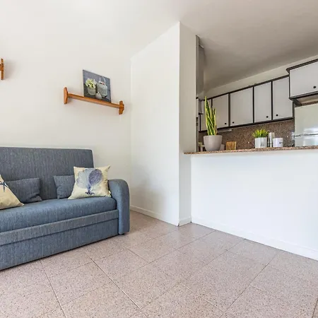 Montecarlo-complejo Riviera * Салоу